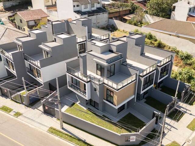 #50 - Casa para Venda em Curitiba - PR - 2